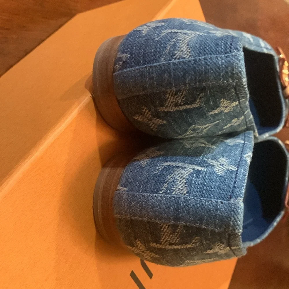 Absolutely stunning limited edition authentic Louis  Vuitton denim shoes 37.5 - Picture 10 of 17
